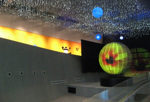 中国　西安園芸博覧会　創意館